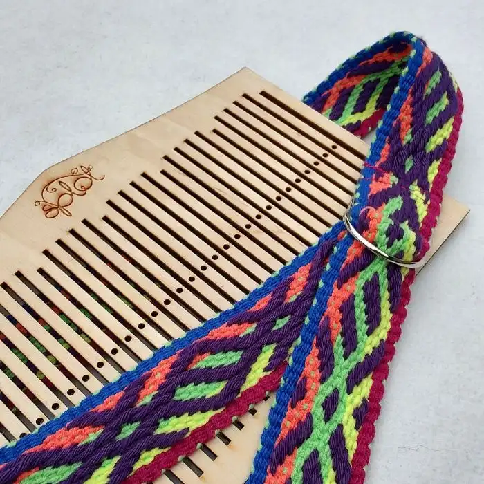 Energetyczny wielokolorowy pasek odzieżowy z pick-up wybieranym wzorem - obrazek 3