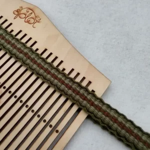 Zieleń khaki i brąz - ręcznie tkana krajkowa smycz na klucze