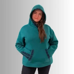 Bluza dresowa morska z granatowym wzorem krajki na kapturze